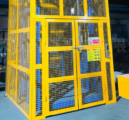 郊区货梯可以安装在室外吗